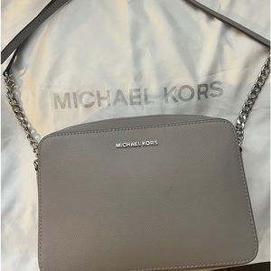 Michael Kors leather ctossbody
